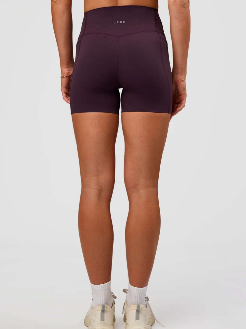 LSKD Exilir ultra High-Rise 4” Bike Shorts with Pockets - Picture 5 of 6